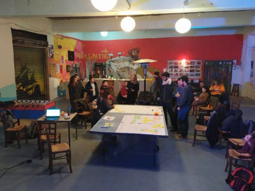 Un gruppo di giovani