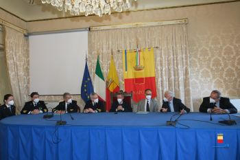 L'incontro in sala Giunta a Palazzo San Giacomo