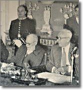 immagine di un valletto durante una riunione di lavoro