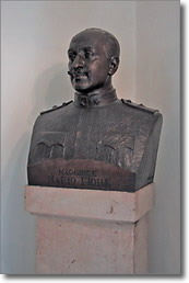 bronze bust of Fiore Mario
