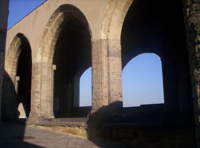 particolare delle mura interne del Castello