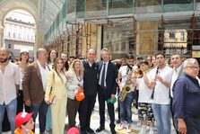 Centinaia di studenti hanno suonato tra le strade e in Galleria per l’evento conclusivo di Scuola Viva