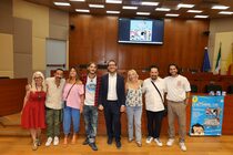 Presentata la sitcom animata “Gente Distratta”
