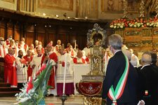 Si rinnova il prodigio della liquefazione del sangue di San Gennaro