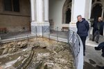 San Lorenzo Maggiore, al via i lavori alla facciata della basilica e alla sede dell’Archivio storico del Comune