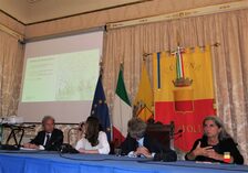 Una foto della presentazione in sala Giunta a Palazzo San Giacomo