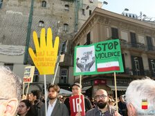 Una foto della manifestazione in piazza