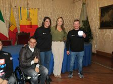 L’Assessore allo Sport e alle Pari Opportunità Emanuela Ferrante ha premiato le atlete e gli atleti della "Waterpolo Napoli Lions"