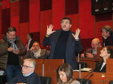  Una foto della seduta del Consiglio