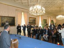 Arcobaleno napoletano, beneficenza con le eccellenze della Campania