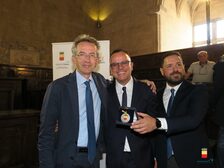 A Gigi D'Alessio il premio 'Napoli città della musica'