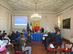 foto conferenza 1