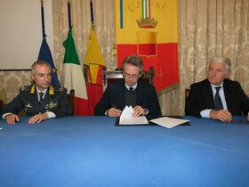 Sottoscritto un protocollo d'intesa tra Comune di Napoli e Guardia di Finanza per il rafforzamento delle attività di prevenzione controllo e tutela delle misure di finanziamento pubblico e di investimento ai fini dell’attuazione del PNRR