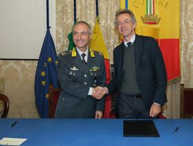 Sottoscritto un protocollo d'intesa tra Comune di Napoli e Guardia di Finanza per il rafforzamento delle attività di prevenzione controllo e tutela delle misure di finanziamento pubblico e di investimento ai fini dell’attuazione del PNRR