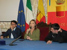 L’Assessore allo Sport e alle Pari Opportunità Emanuela Ferrante ha premiato le atlete e gli atleti della "Waterpolo Napoli Lions"