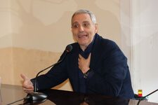 Il Sindaco Gaetano Manfredi nomina Maurizio de Giovanni nuovo Presidente del Premio Napoli