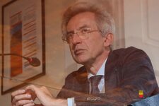 Il Sindaco Gaetano Manfredi nomina Maurizio de Giovanni nuovo Presidente del Premio Napoli