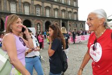 La partenza della Race for the cure in piazza del Plebiscito