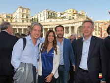 manifestazione pace plebiscito