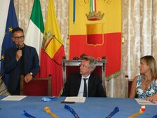 La sirena Partenope sulla medaglia della Neapolis Marathon in programma il 23 ottobre 2022