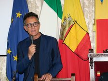 La sirena Partenope sulla medaglia della Neapolis Marathon in programma il 23 ottobre 2022