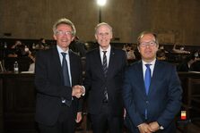 Studenti alla prova de 'La dictée pour tous' nell'ambito della settimana franco - napoletana