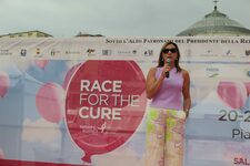 La partenza della Race for the cure in piazza del Plebiscito