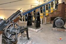 Una foto della cerimonia di riapertura della funicolare