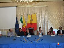 La sirena Partenope sulla medaglia della Neapolis Marathon in programma il 23 ottobre 2022