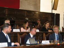 A Gigi D'Alessio il premio 'Napoli città della musica'