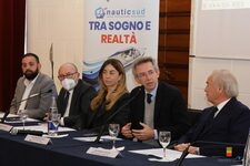 Il Sindaco Manfredi all'inaugurazione di Nauticsud alla Mostra d'Oltremare