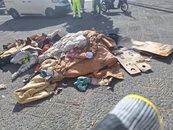 Ripulite le mura perimetrali del Maschio Angioino: raccolte oltre 5 tonnellate di rifiuti 