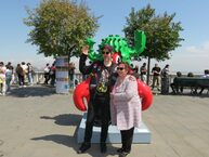 A Largo San Martino la mostra "The lobster empire" di Philip Colbert