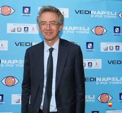 La presentazione di "Vedi Napoli e poi torni" al Maschio Angioino