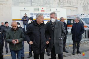 Arrivata in porto la Sea Eye 4, in moto la rete di accoglienza per i 106 migranti a bordo