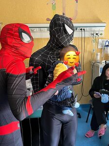 Una sorpresa fatta con il cuore: i supereroi della Marvel per i bambini ospedalizzati